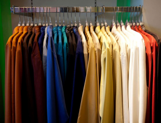Минпромторг намерен дополнить список одежды, обозначенной цифровой маркировкой